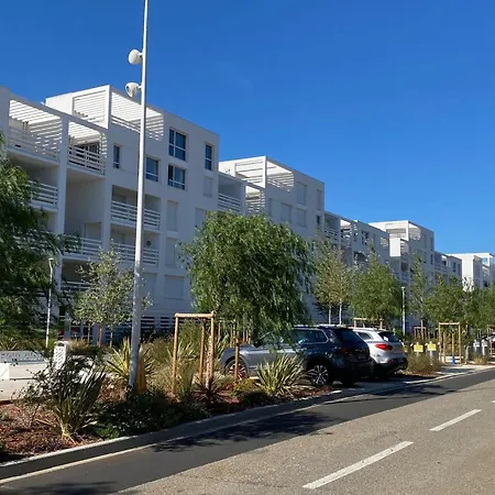 Apartmán Beau T2 Climatise Pour 4 Pers Avec Parking, Proche A Port - Fr-1-727-6