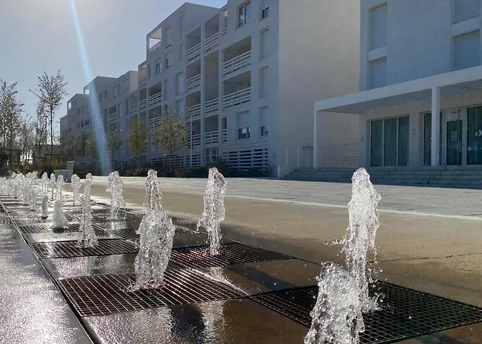 Beau T2 Climatise Pour 4 Pers Avec Parking, Proche A Port - Fr-1-727-6 *