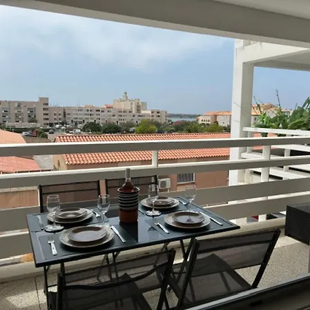 Apartmán Beau T2 Climatise Pour 4 Pers Avec Parking, Proche A Port - Fr-1-727-6